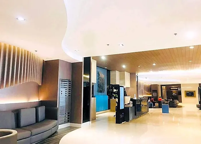 Shore One Condotel At Mall Of Asia, Philippines 4* Манила