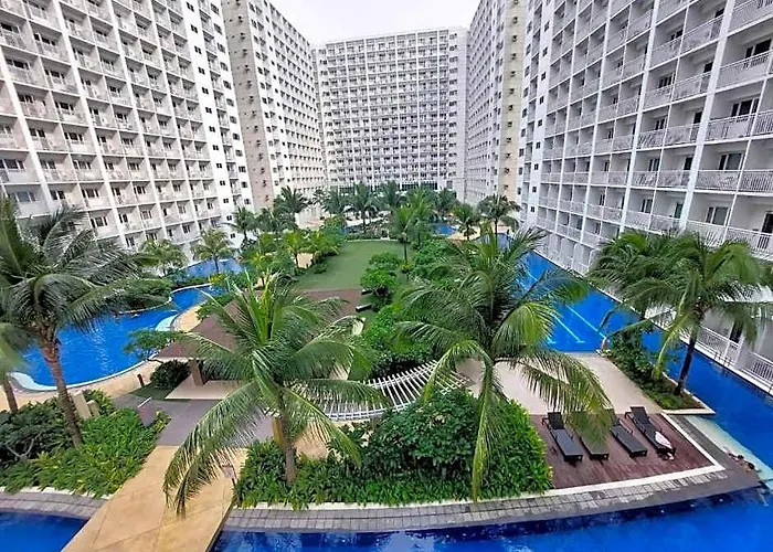 Отель Shore One Condotel At Mall Of Asia, Philippines 4*