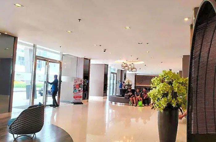 Shore One Condotel At Mall Of Asia, Philippines Манила