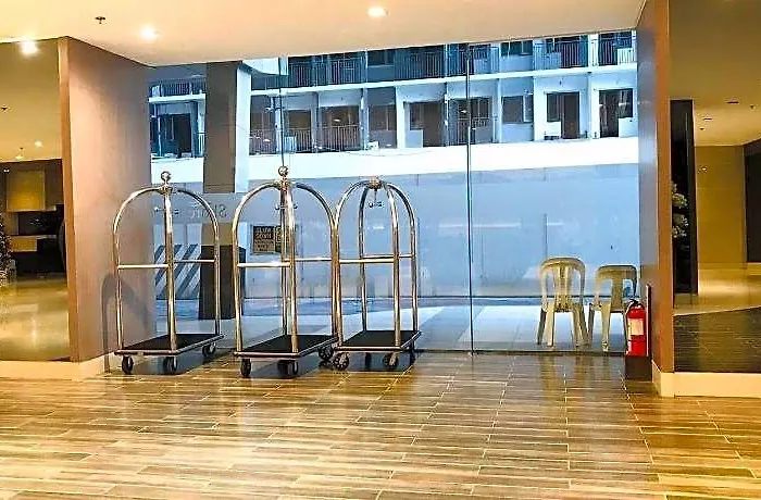 Отель Shore One Condotel At Mall Of Asia, Philippines Манила